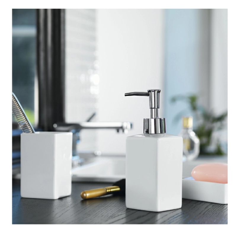 Дозатор для жидкого мыла Spirella Quadro, белый фото 2